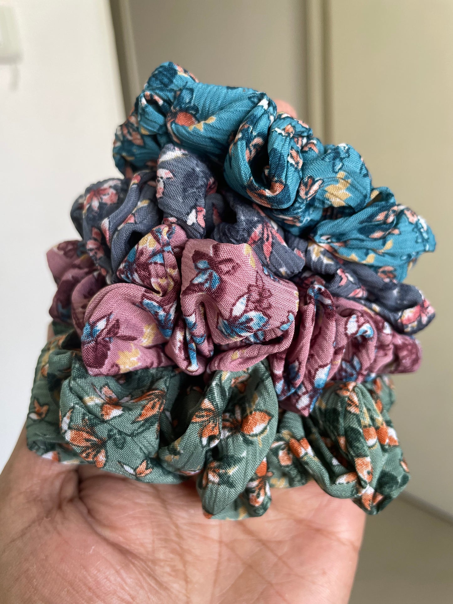 Pretty SCRUNCHIES