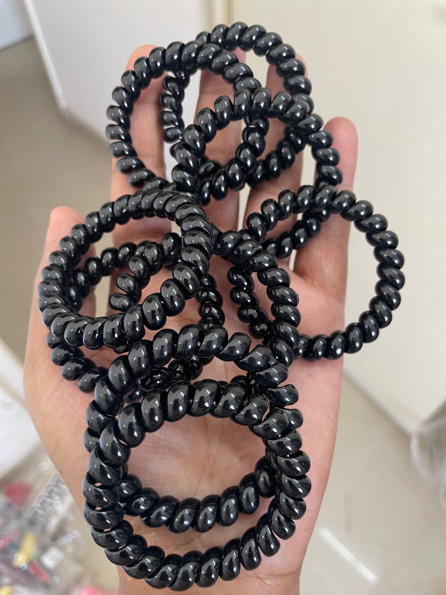 Black Spiral Stretchable Bands